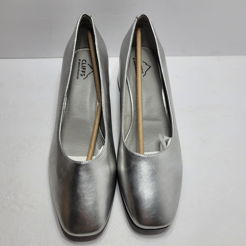Cliffs by White Mountain Quintesa Silver Metallic Square Toe Block Heel Pump 10M